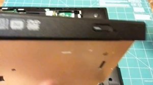 Замена DVD (CD-ROM) привода на дополнительный SSD/HDD в ноутбуке (Lenovo B590)