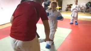 МОЯ ТРЕНИРОВКА КАРАТЕ! Чем я обычно занимаюсь во время тренировки!