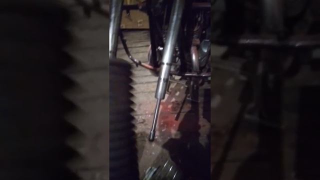 Про пыльники вилки Ява 638 и краткая инструкция о разборке! смотреть онлайн