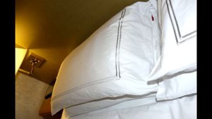 Вода в ухе как убрать что делать?