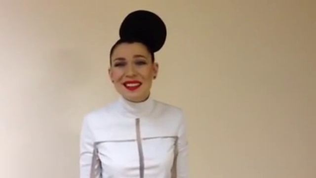 Певица Ёлка #елкатожехочетжить смотреть онлайн