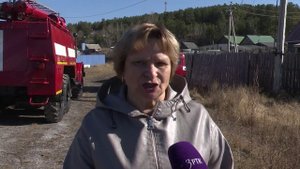 Пожарных застали за поджогом сухой травы