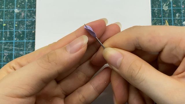 Polymer Clay Tutorial: Texturing Flower Petals смотреть онлайн