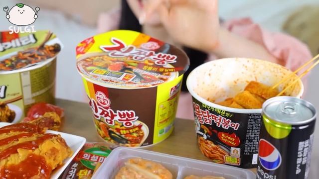 ASMR MUKBANG| 편의점 직접 만든 불닭 떡볶이 치킨 김밥 디저트 먹방 & 레시피 FRIED CHICKEN AND Tteokbokki EATING смотреть онлайн