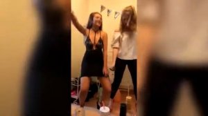 Потеряла девственность