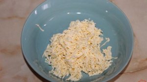 Намазка из двух видов сыра с чесноком