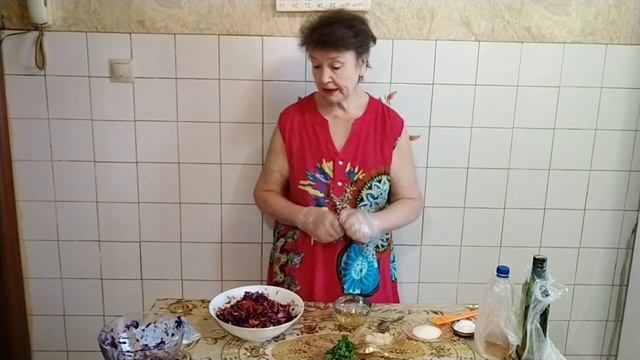 КАК ПРИГОТОВИТЬ САЛАТ ИЗ КРАСНОЙ КАПУСТЫ С СУПЕР ЗАПРАВКОЙ БЫСТРО ВКУСНО