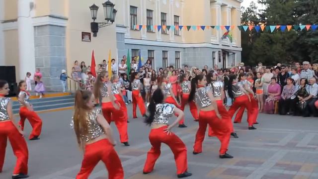 г.Тихорецк Народный ансамбль современного танца"ЛИГА" Какетки смотреть онлайн