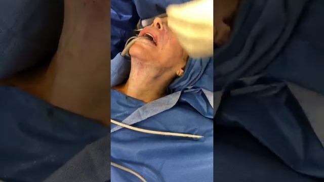 Dr. Sherrell Aston Minimally Invasive Facial Rejuvenation смотреть онлайн