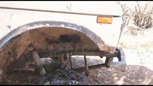 Нива на мостах УАЗ и маленьких колесах!!!