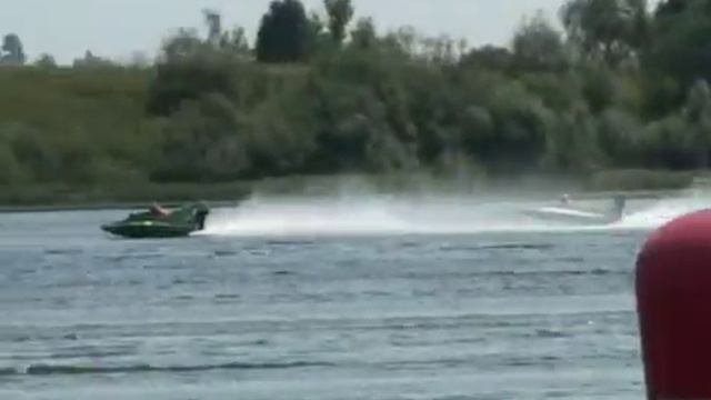 Powerboat racing. смотреть онлайн