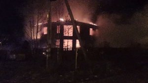Пожар , дом из арболита .