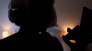 Hitwoman seduces and kills with a plastic bag