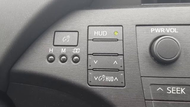 Toyota Prius 3gen 1.8i od auto-auta.cz смотреть онлайн