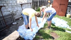 DIY   КАК СДЕЛАТЬ КОРАБЛЬ ИЗ ПЛАСТИКОВЫХ БУТЫЛОК؟׃O