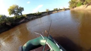 Приехал на реку отдыхать, еще и рыбы наловил   Рыбалка на спиннинг  Щука на джиг  Река Омь