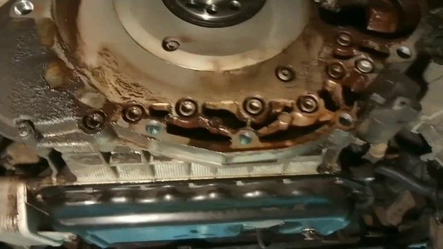Audi a6c62,4снятие коробки, замена сальника, устранение потёков масла,переварка гофр, смотреть онлайн