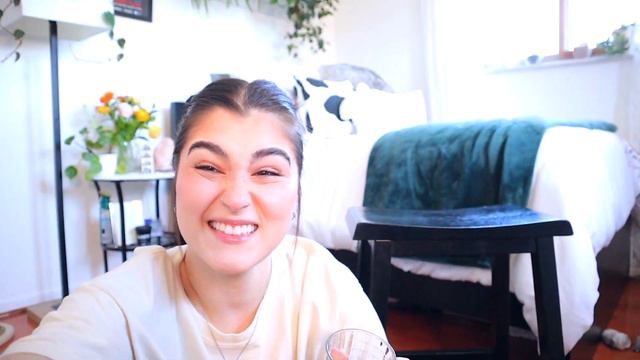 i taste tested every single oat milk so you don't have to. смотреть онлайн