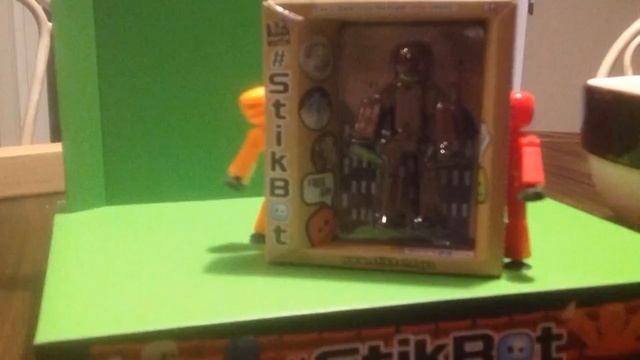 Stikbot Escape - Meet the Dark Bronze Figure (Metalbot Series)