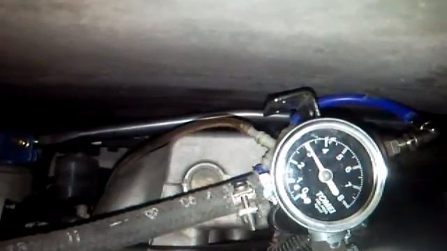 тестил бензонасос walbro и регулятор tomei! смотреть онлайн