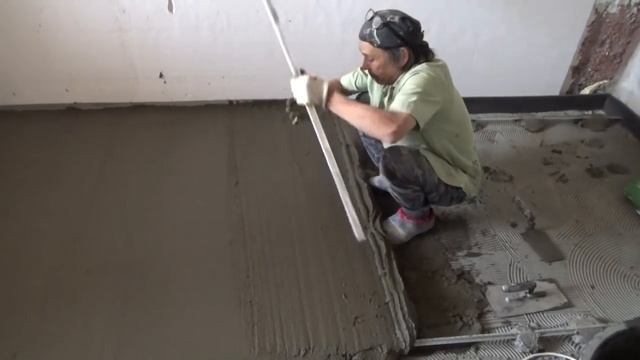 Высокопрочная стяжка пола в старом панельном доме