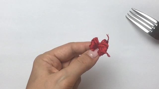 Помпон на вилке. Легко и просто.