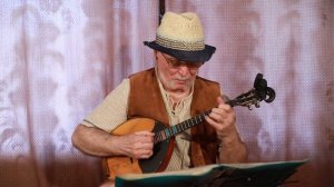 192. Светит месяц. Русская народная песня. Домра. Э. Сладкевич