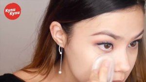 Силиконовый спонж для макияжа