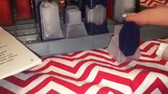 Family Game Night Featuring Laser Chess from ThinkFun смотреть онлайн