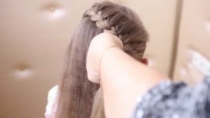 Плетение волос " колосок " ( русская коса)  волной