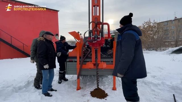 Испытания малогабаритной буровой установки УН 80Л на базе УАЗ Профи. Видео от ЗБТ смотреть онлайн