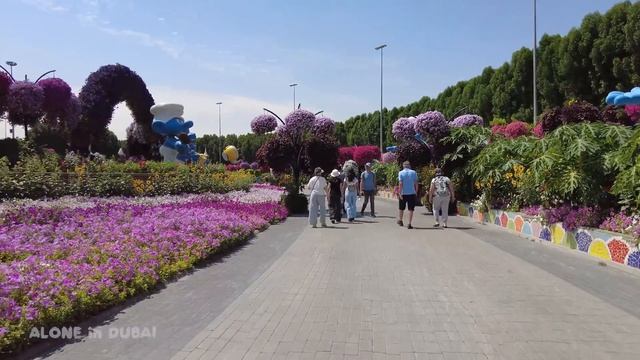 Dubai Miracle Garden Last Day of the Season 2022/2023 Walking Tour 4K?? смотреть онлайн