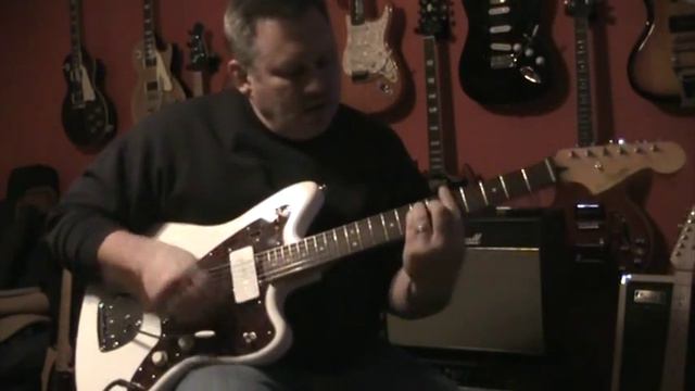 Squier Vintage Modified Jazzmaster смотреть онлайн