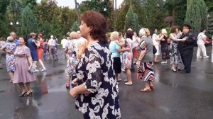 И СКУЧАЮ И ТОСКУЮ, НЕ ТАКАЯ ТЫ КАК ВСЕ!???/ТАНЦЫ В ПАРКЕ ГОРЬКОГО ХАРЬКОВ СЕНТЯБРЬ 2021