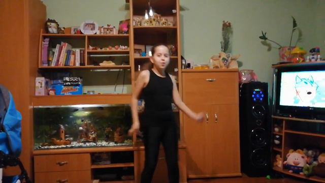 танец от Юли Си смотреть онлайн