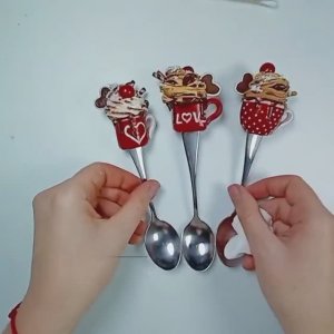 Ложки с декором из полимерной глины _ мастер класс лепки