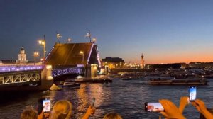 Развод мостов в Санкт-Петербурге. 4k video. ✅ Дворцовый мост.