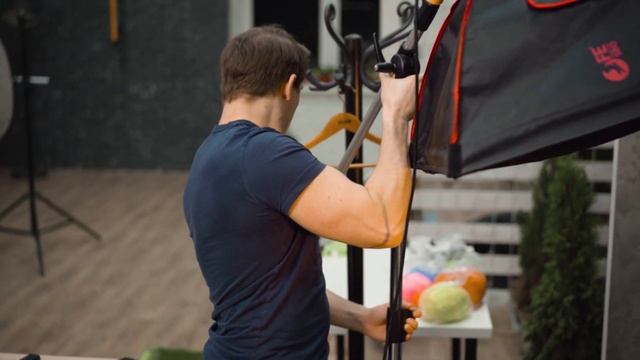 Урок 3: Как снимать черное на черном. смотреть онлайн