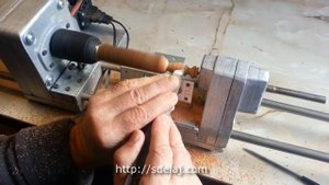 Самодельный мини токарный станок по дереву