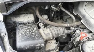 Hyundai Grand Starex - слив жидкости картерных газов после поездки в Крым. Carter leaks