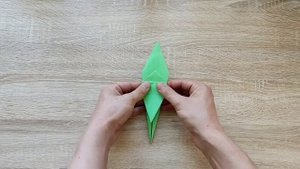 Богомол из бумаги