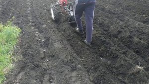 ПОСАДКА КАРТОФЕЛЯ МОТОБЛОКОМ ,МОДЕРНИЗАЦИЯ.