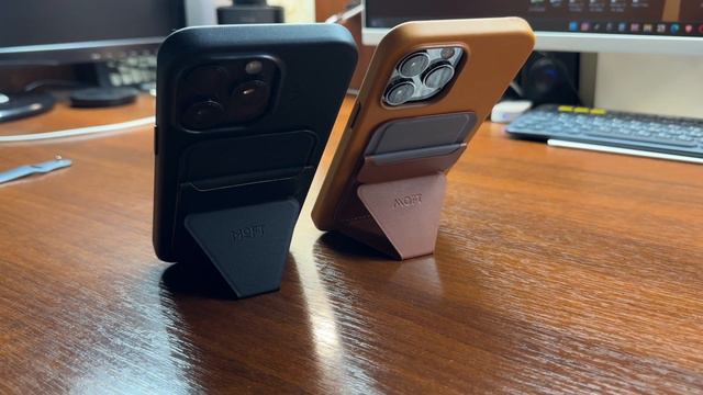 iPhone 13 Pro Max vs 15 Pro Max WhatsApp Incoming Calls in Leather Cases & Moft Stand & Wallets смотреть онлайн