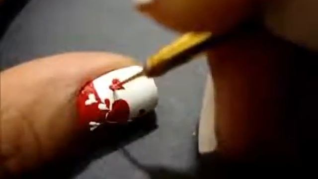 Маникюр  сердечки