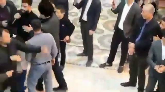 ТЎЙДА ИШКАЛ САРДОР АБИЕВ КАЛТАК ЕДИ TO‘YDA IShKAL SARDOR ABIEV KALTAK YEDI смотреть онлайн