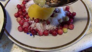 Клюква с мёдом и сахаром