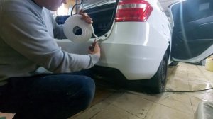 готовлю весту 16года.устраняю сколы и другие проблемы по кузову