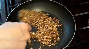 ПРАЛИНЕ из грецких орехов / прослойка и украшение для торта