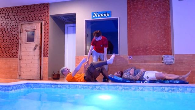 Закрыли спящего Рафарио В САУНЕ ! смотреть онлайн