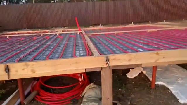 Теплая плита(ушп) под дачный домик на винтовых сваях 6х8м смотреть онлайн